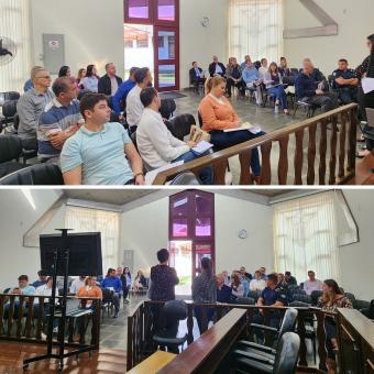Vereadores e autoridades participam de reunião para discutir situação de moradores de rua